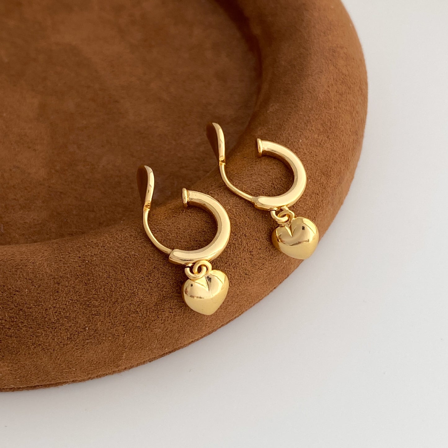 Temperament Pendant C-shaped Light Luxury Fashion Simple And Versatile Earrings